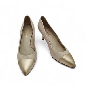 Chanel CC Cap Pointed Toe Heel Pump Cream White Gold Leather Size 39 US 8 8.5